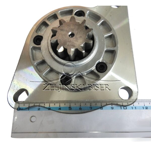 Anlaser sa reduktorom IMT 539 / 540 / 542 / 549 / 558   R 60 / 65 10 zuba  s: 52158 - Image 6